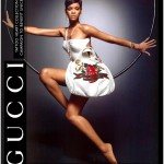 How many Gucci shops are there in the world?