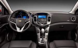 2013-Chevrolet-Cruze-RS-interior-1024x640