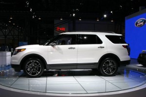 2013-Ford-Explorer-Sport-12