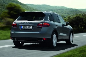 2013-Porsche-Cayenne-V8-Diesel-02