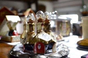 1335718047-traditional-balsamic-vinegar-of-modena_1181313